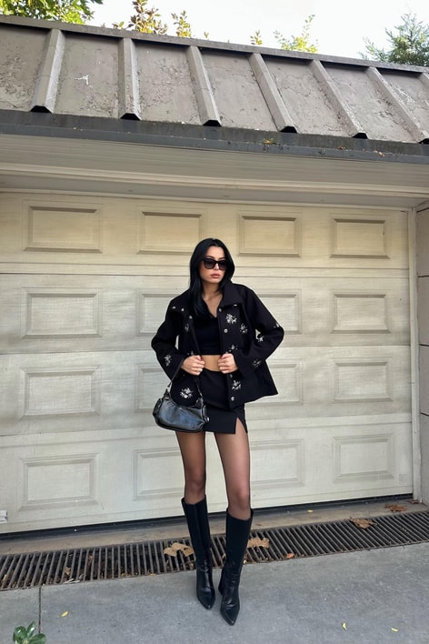 İşlemeli Kaşe Kaban Siyah