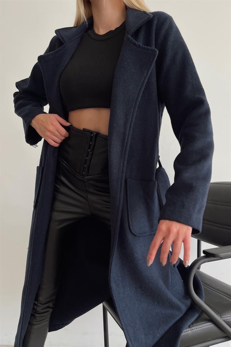 Kuşaklı Cep Detay Kaşe Kaban Lacivert