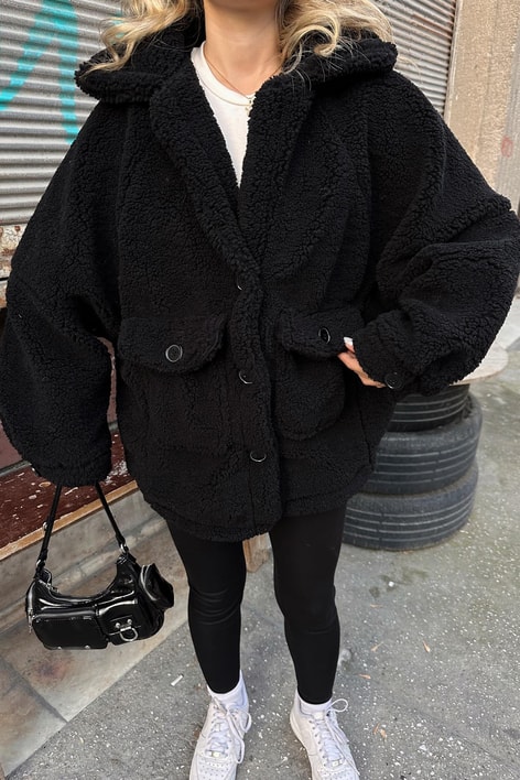 Oversize Düğmeli Peluş Mont Siyah