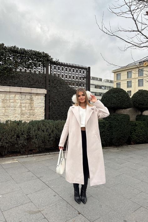 Zikzak Desen Kuşaklı Kaban Krem