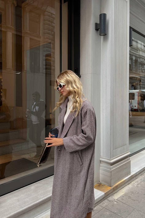 Zikzak Desenli Oversize Kaban Kahve