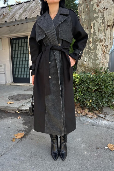 Zikzak Detaylı Kaşe Uzun Kaban Siyah