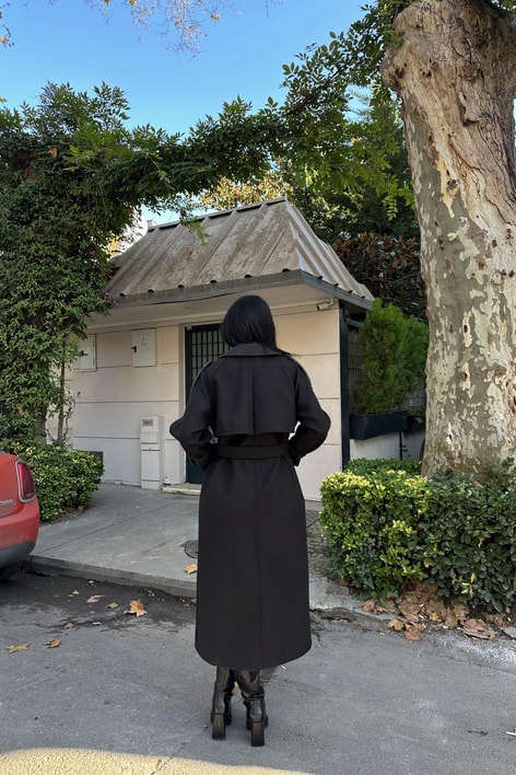 Zikzak Detaylı Kaşe Uzun Kaban Siyah