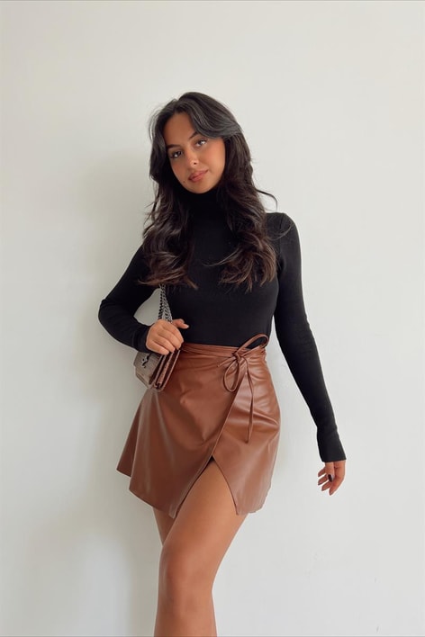 Balıkçı Yaka Fit Kazak Siyah