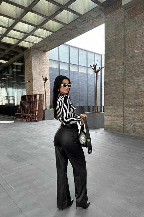 Baret Detay Wild Kazak Siyah