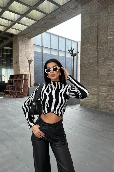 Baret Detay Wild Kazak Siyah