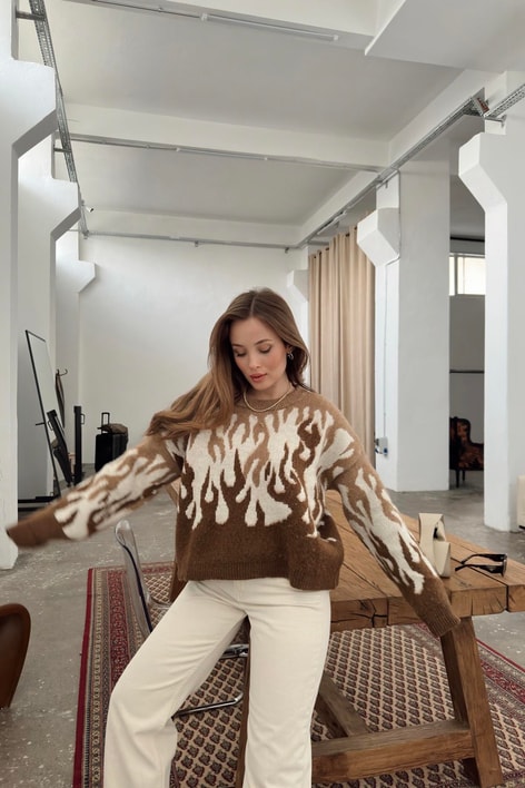 Desenli Yün Hırka Kahve