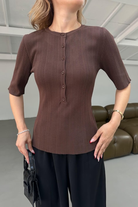 Düğmeli Kısa Kol Triko Kahve