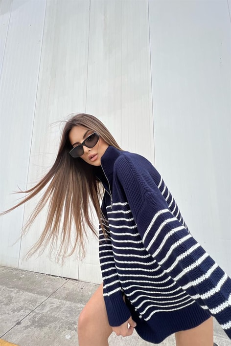 Fermuar Yaka Çizgili Triko Kazak Lacivert