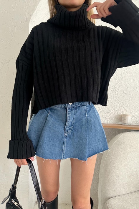 Geniş Kol Boğazlı Kazak Siyah