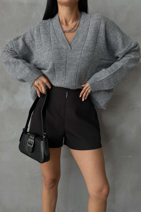 Kare Desen V Yaka Kazak Gri