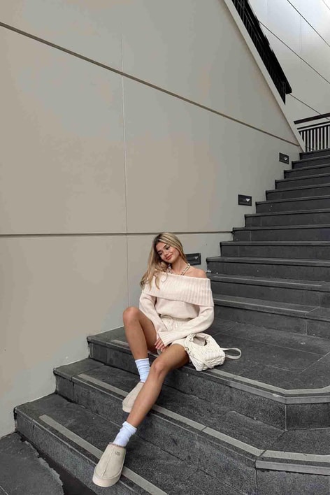 Madonna Yaka Triko Kazak Krem