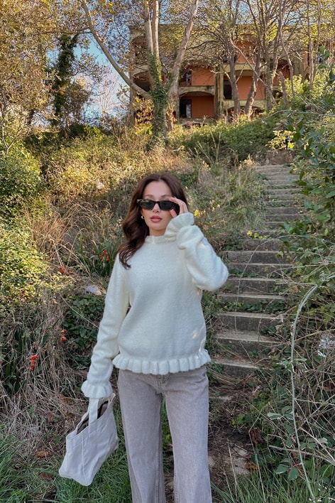 Mini Volanlı Triko Ekru