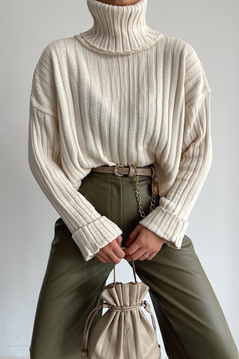 Nevürlü Crop Triko Kazak Bej