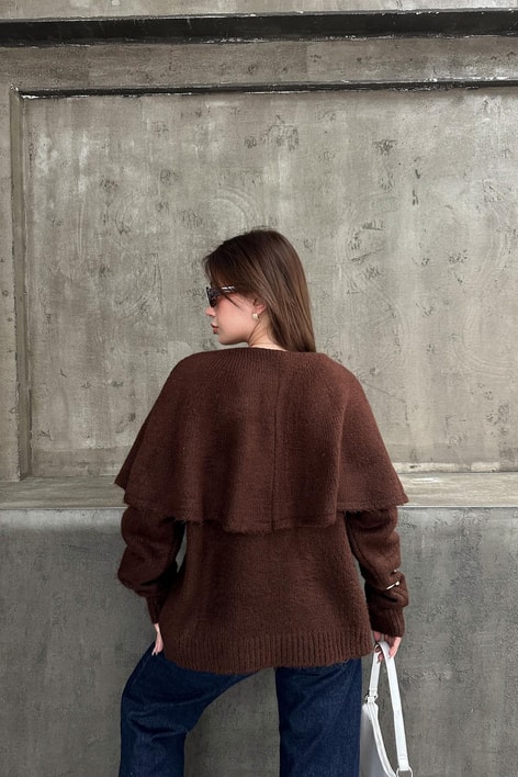 Pelerin Yaka Triko Kahve