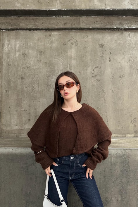 Pelerin Yaka Triko Kahve