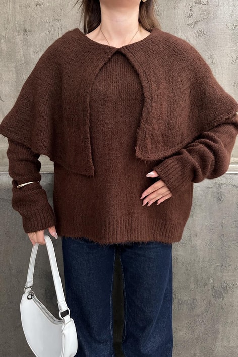 Pelerin Yaka Triko Kahve