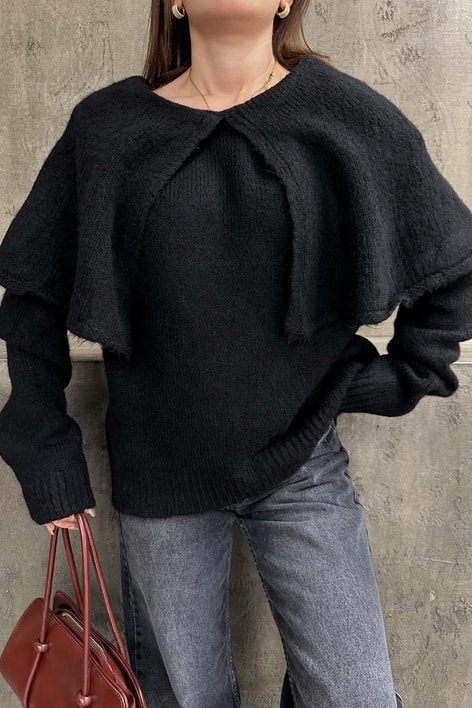 Pelerin Yaka Triko Siyah