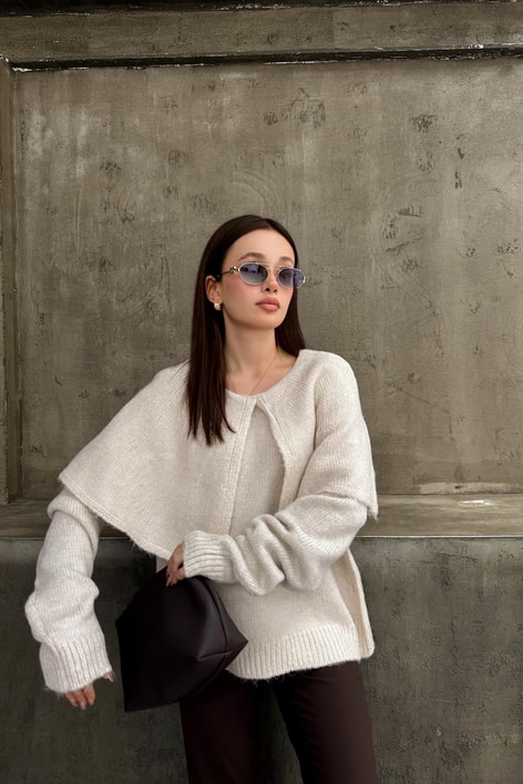 Pelerin Yaka Triko Taş