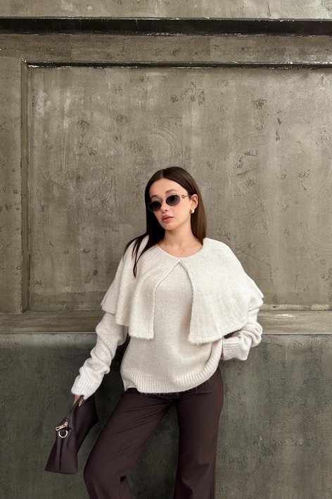 Pelerin Yaka Triko Taş