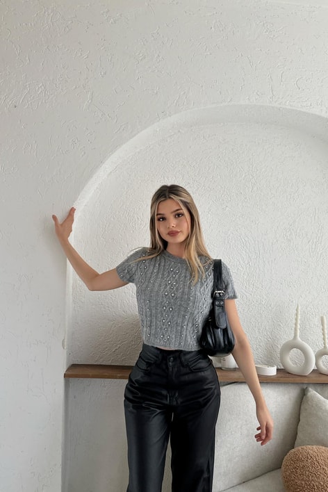 Taşlı Kısa Kol Triko Füme
