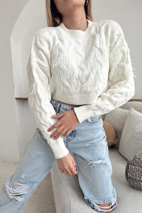 Tüy Detay Crop Kazak Ekru