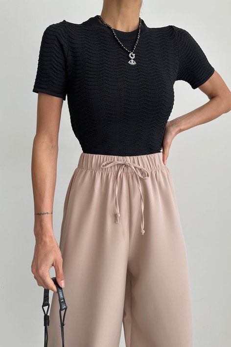 Wave Kısa Kol Triko Siyah