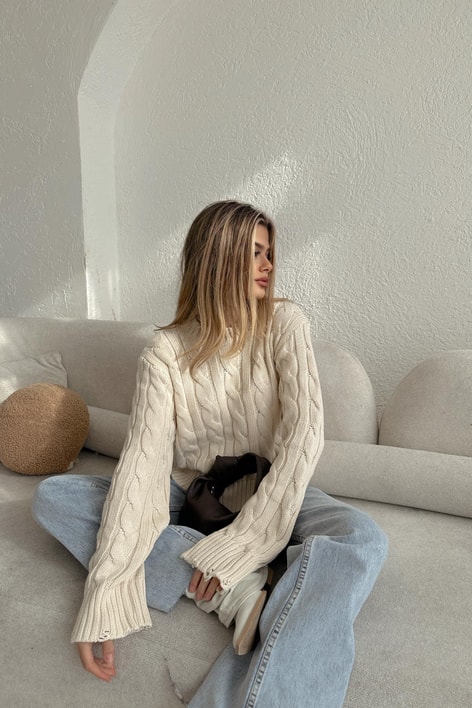 Yırtık Detay Saç Örgu Kazak Taş