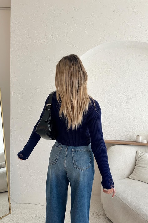 Yırtık Detaylı Triko Crop Kazak Lacivert