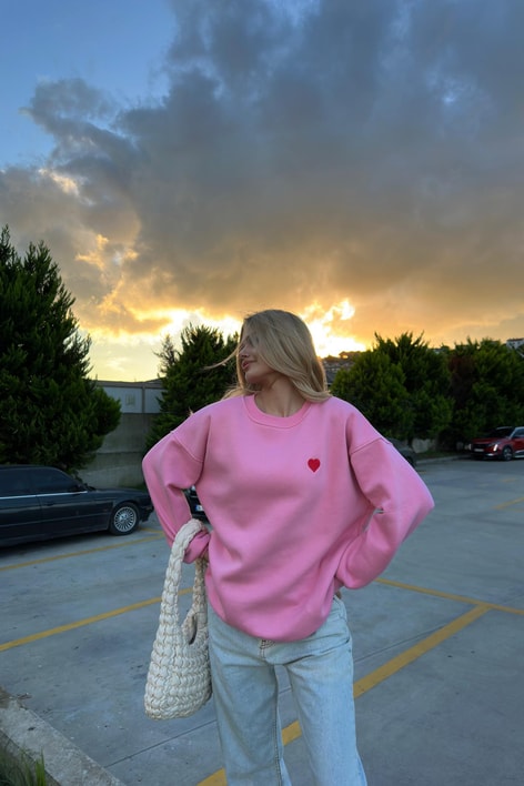 Mini Kalp Nakışlı Sweatshirt Pembe
