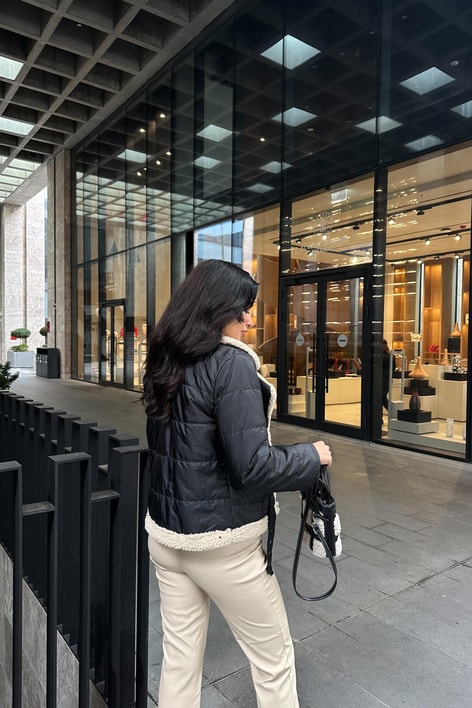 Hafif Paraşüt Kürklü Mont Siyah