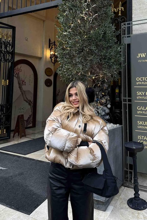 Holo Kapüşonlu Puffer Mont Bej