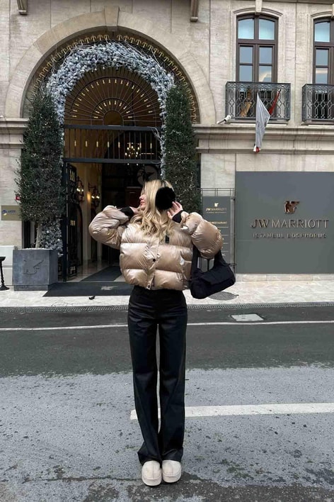 Holo Kapüşonlu Puffer Mont Bej