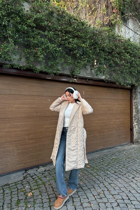 Kapitone Uzun Mont Bej