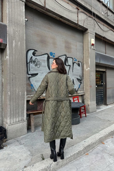 Kapitone Uzun Mont Haki