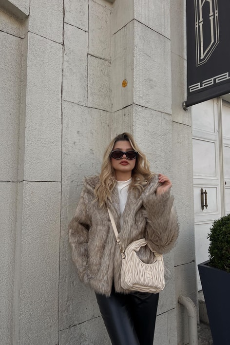 Yakalı Suni Kürk Vizon