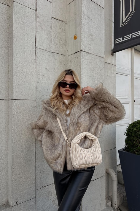 Yakalı Suni Kürk Vizon