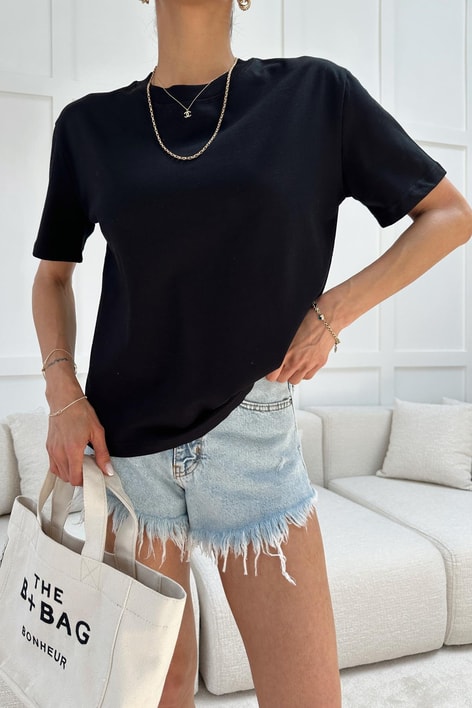 Dekoratif Dikişli Bisiklet Yaka Tshirt Siyah