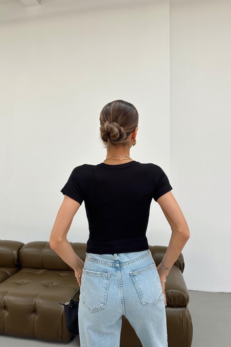 Kısa Kol V Yaka Crop Siyah