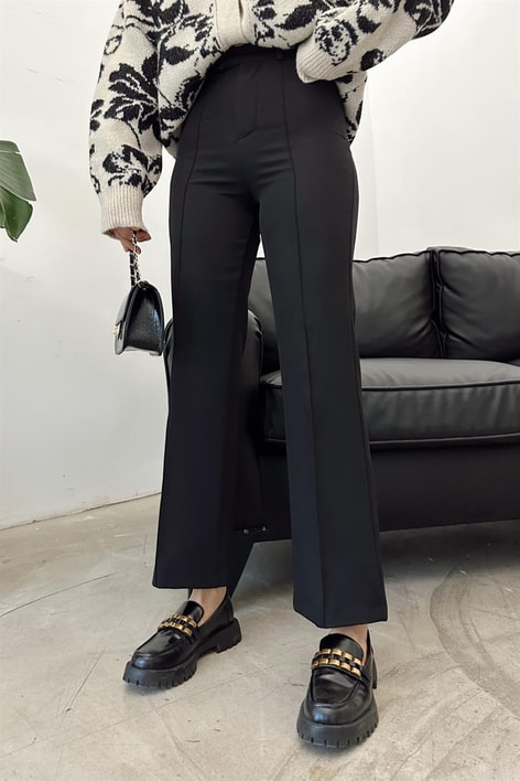 Bel Kapamalı Geniş Paça Pantolon Siyah