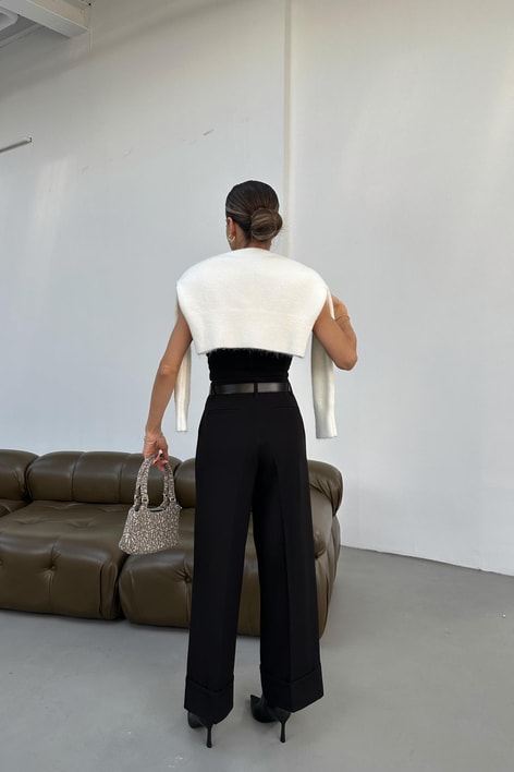 Duble Paça Kemerli Pantolon Siyah