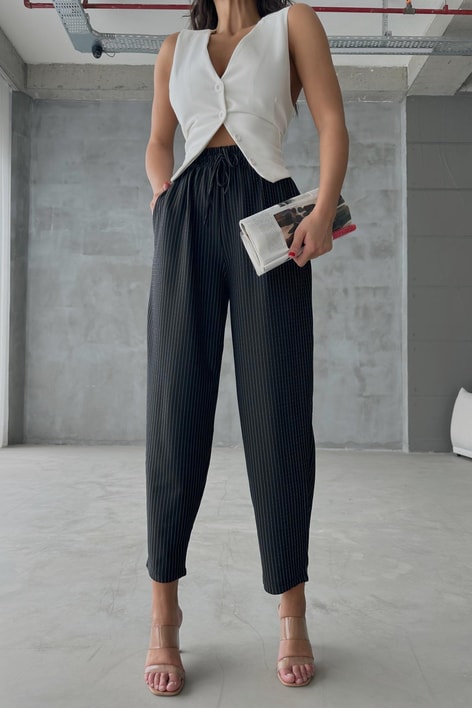 Elastik Belli Çizgili Pantolon Siyah