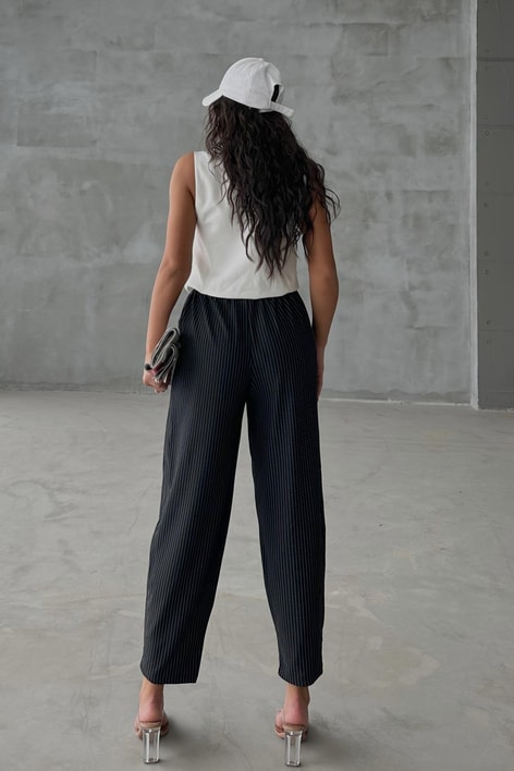 Elastik Belli Çizgili Pantolon Siyah