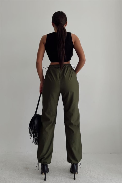 Paçası Büzgülü Paraşüt Pantolon Haki