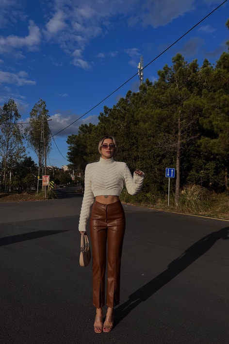 Paçası Yırtmaçlı Premium Deri Pantolon Taba