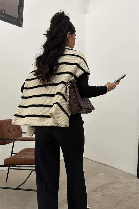 Pileli Yüksek Bel Pantolon Siyah