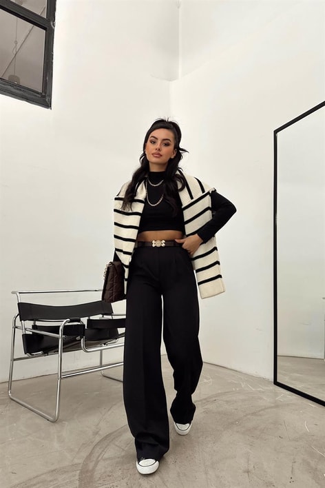 Pileli Yüksek Bel Pantolon Siyah