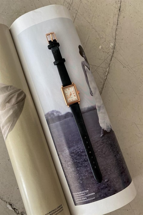 Roma Rakamlı Edith Vintage Saat Siyah