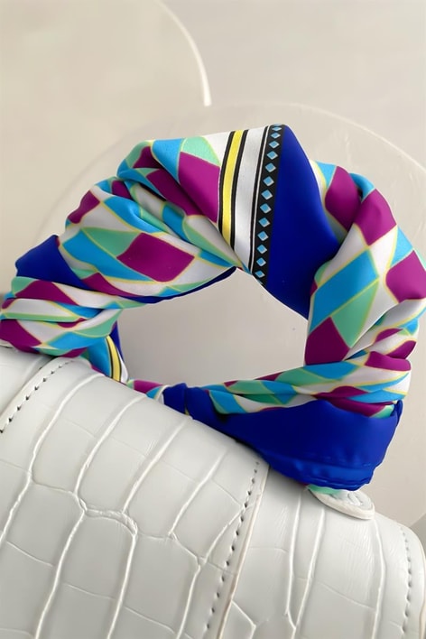 Desenli Saten Şal Lacivert