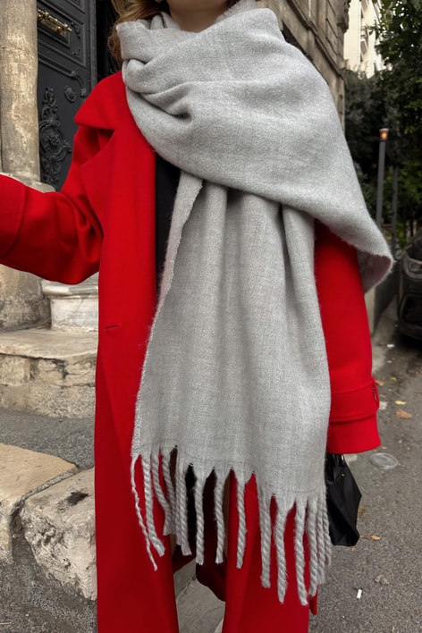 Püsküllü Şal Atkı Gri